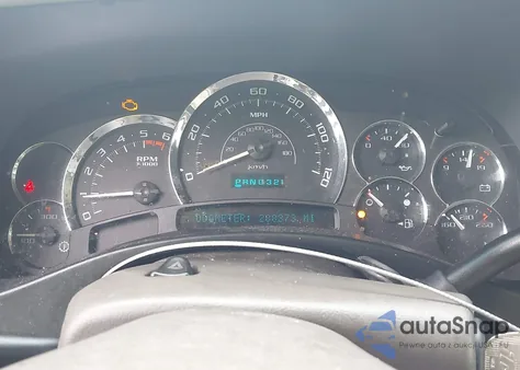 2003 Cadillac Escalade Standard z USA, uszkodzony, nr VIN 1GYEC63T73R187253